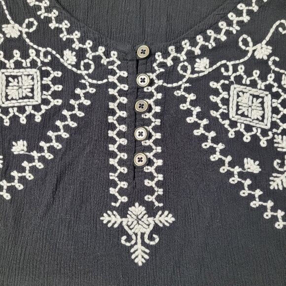 Maurices Black Boho Top with White Embroidery size Medium - Picture 5 of 12